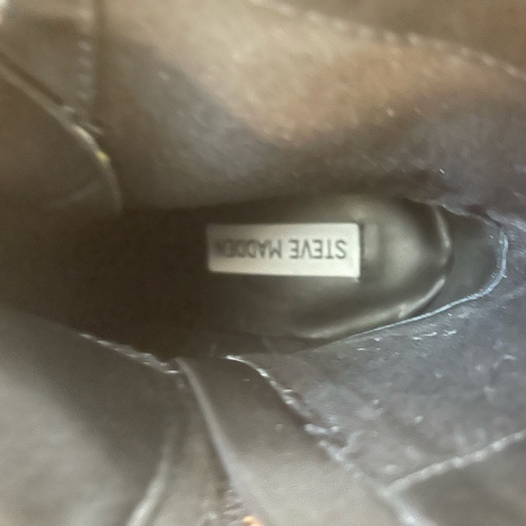 New Steve Madden - Picture 3 of 9